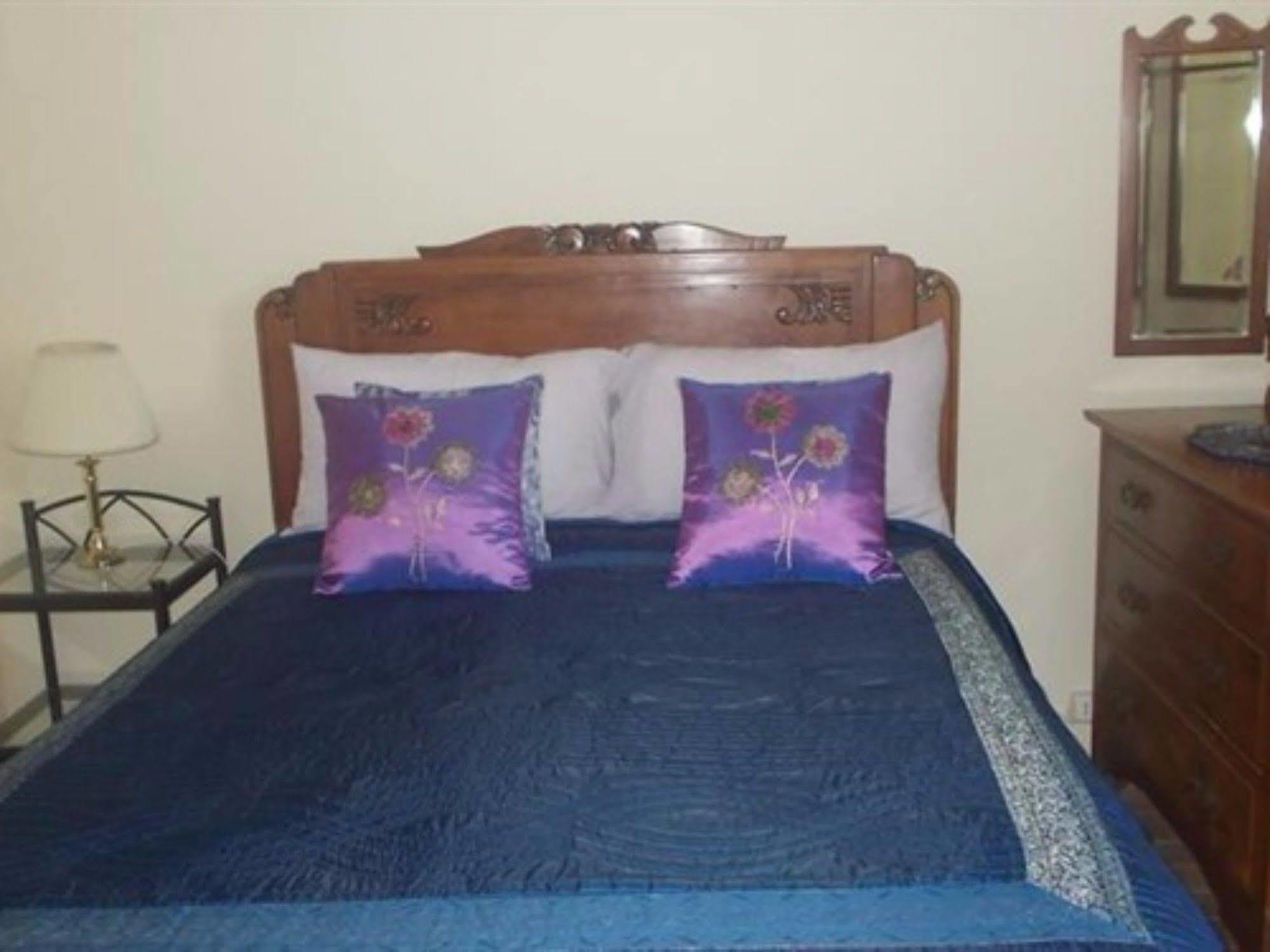 Sunset House Chambres De Hotes Magnac-Laval Luaran gambar