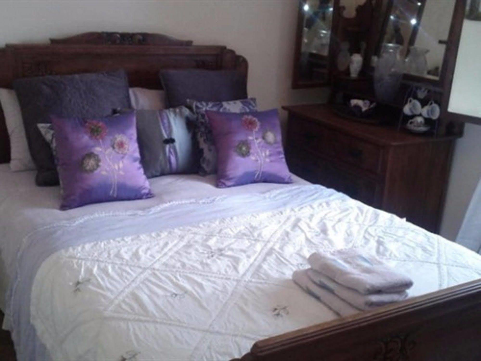 Sunset House Chambres De Hotes Magnac-Laval Luaran gambar