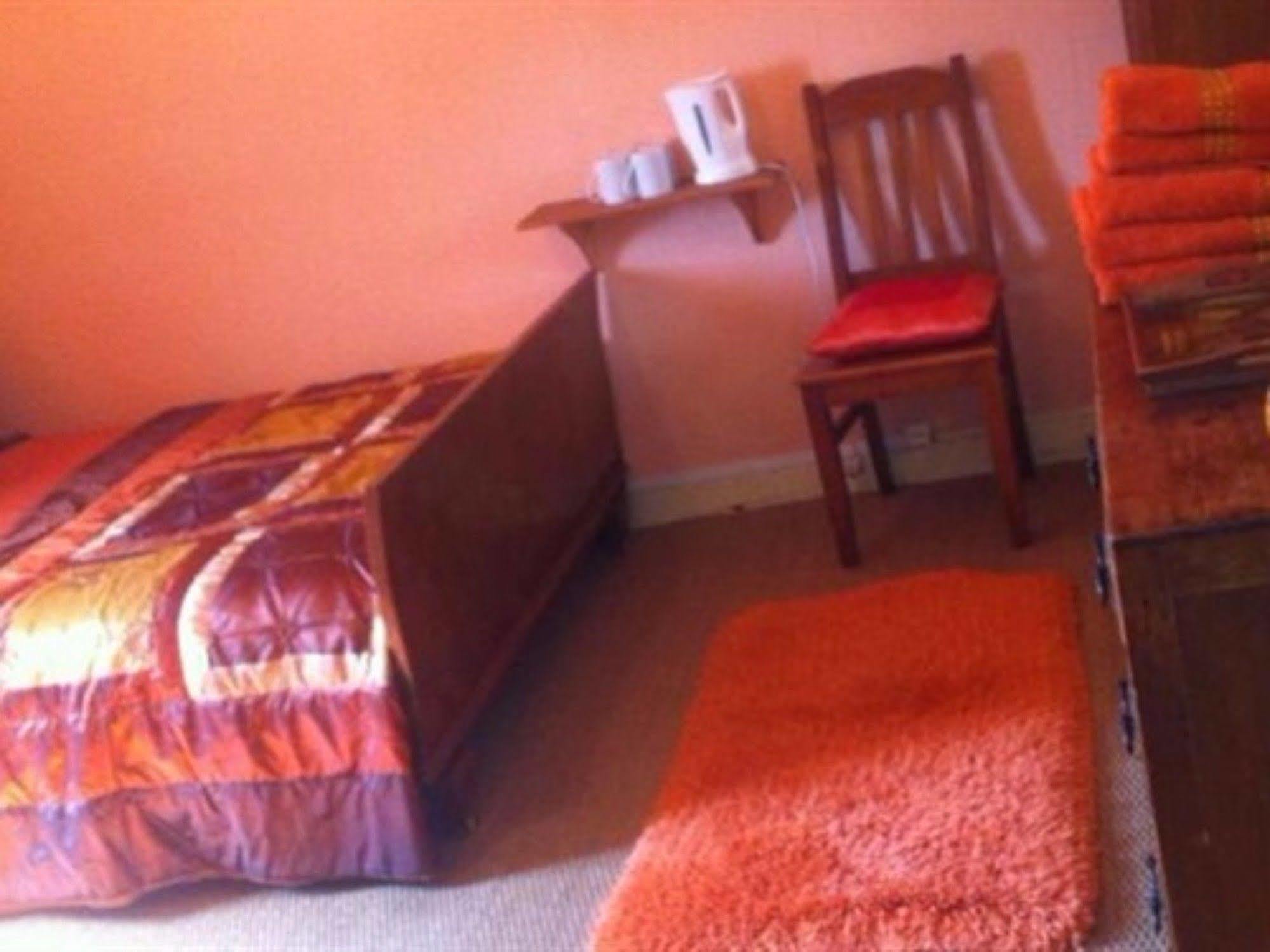 Sunset House Chambres De Hotes Magnac-Laval Luaran gambar